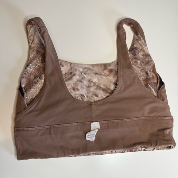 Lululemon Align Bra Reversible Light Support in a Metallic Tan Taupe GUC Size 10 - Picture 4 of 8